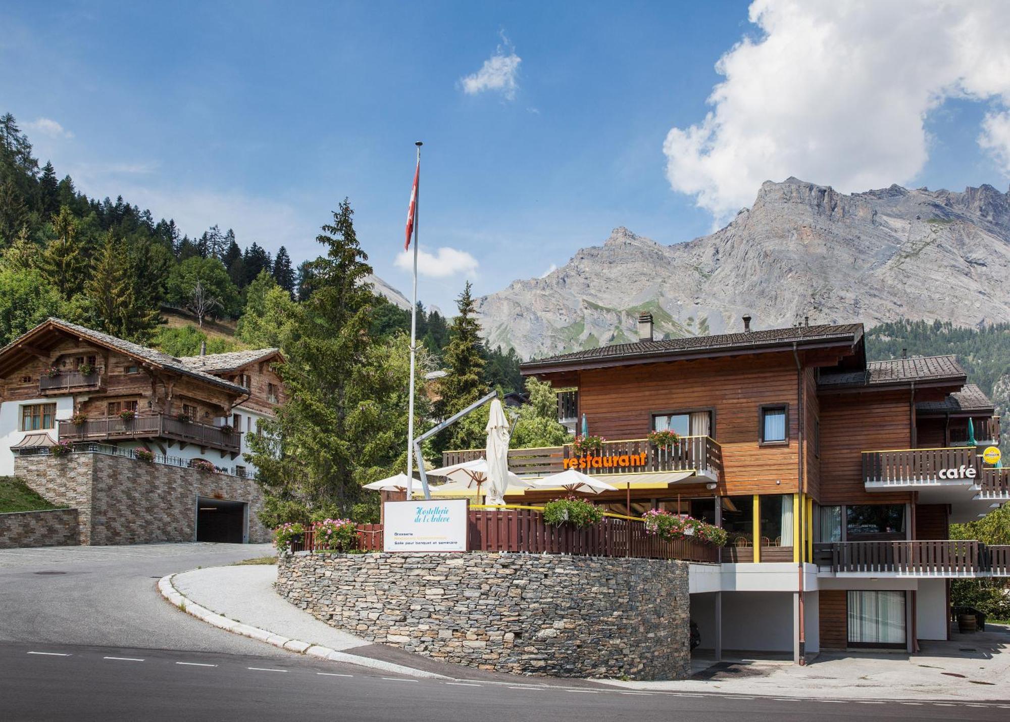 Between Boutique Hotel Chamoson Exterior photo